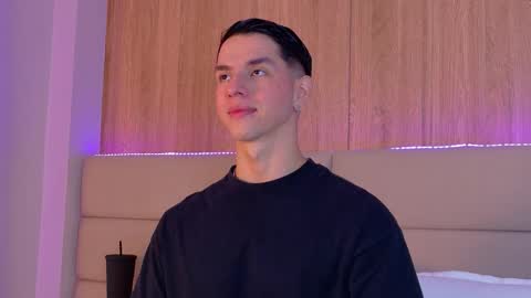 Zane Dawson online show from 11-29-25, 07:55