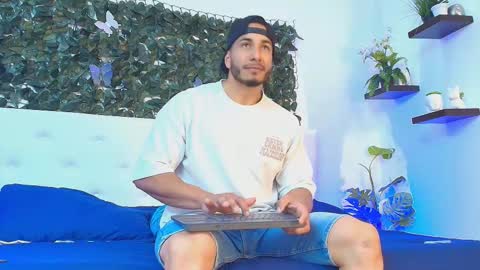 zanemaverick online show from 10-11-25, 11:42