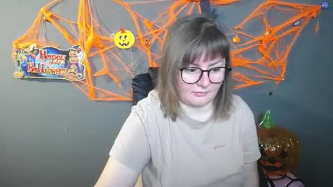 zannadreil online show from 10-13-25, 06:08