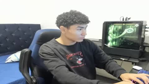 zanxley_ online show from 12-07-24, 02:31