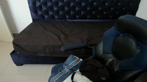 zanxley_ online show from 02-03-25, 10:21