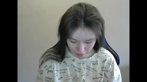 Snapshot of zara_golden chatting on 01-30-25, 06:24 chaturcum online show from 01-30-25, 06:24