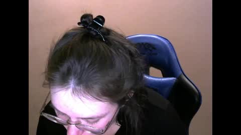 Snapshot of zara_golden chatting on 02-14-25, 02:28 chaturcum online show from 02-14-25, 02:28