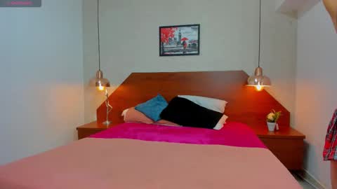 Zara  online show from 12-20-25, 10:55