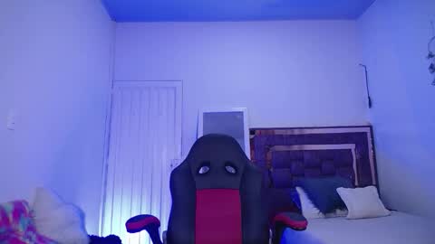 Zara online show from 10-27-25, 03:54