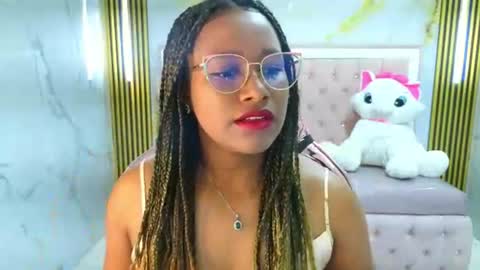 Snapshot of zarah_s chatting on 08-06-26, 03:19 Zara online show from 08-06-26, 03:19