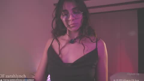 Snapshot of zarahlynch chatting on 10-27-25, 01:42 Miss Lynch   Next show  2911 online show from 10-27-25, 01:42