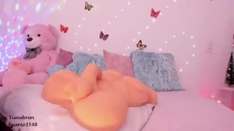 Zara online show from 02-14-25, 02:54