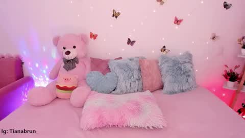 Zara online show from 11-22-25, 12:15