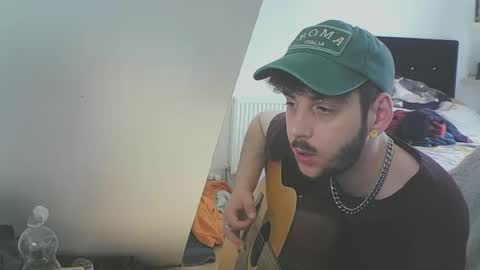 Snapshot of zedbooy chatting on 03-10-25, 10:26 Zed online show from 03-10-25, 10:26