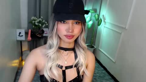 zelainalovetocum online show from 03-12-25, 09:24