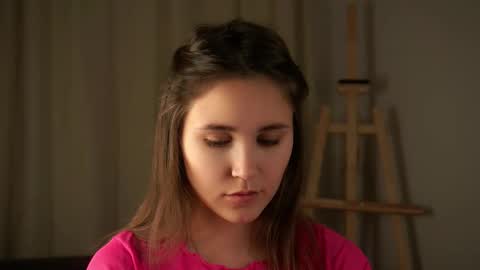 Snapshot of zeldaes chatting on 10-23-25, 12:10 Emilia online show from 10-23-25, 12:10