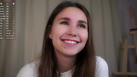 Snapshot of zeldaes chatting on 11-10-25, 01:15 Emilia online show from 11-10-25, 01:15