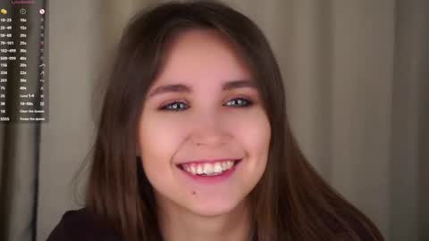 Snapshot of zeldaes chatting on 11-24-25, 01:49 Emilia online show from 11-24-25, 01:49