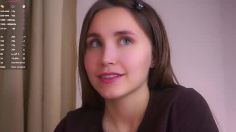 Snapshot of zeldaes chatting on 12-03-25, 11:25 Emilia online show from 12-03-25, 11:25