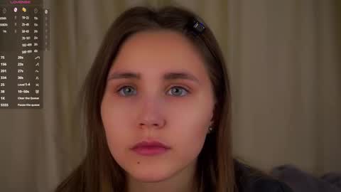 Snapshot of zeldaes chatting on 12-16-25, 01:32 Emilia online show from 12-16-25, 01:32