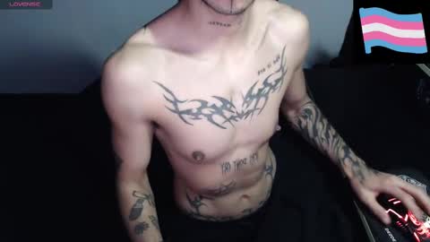 Snapshot of zeldrissss chatting on 02-12-25, 03:05 Zeldris online show from 02-12-25, 03:05