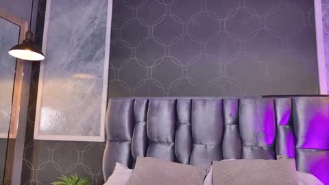 zelenejones_ online show from 11-20-25, 12:16