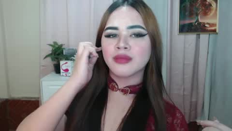 Zendaya online show from 12-08-24, 07:32