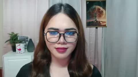 Zendaya online show from 12-09-24, 07:39