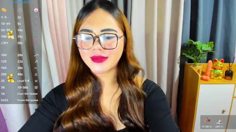 Zendaya online show from 12-18-24, 05:26