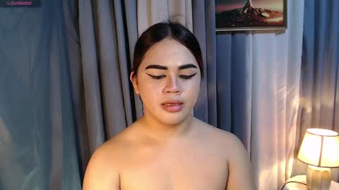 Zendaya online show from 03-05-25, 04:45