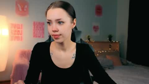 Lara online show from 02-13-26, 06:59