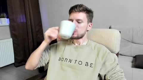 Andrew online show from 02-18-25, 05:20