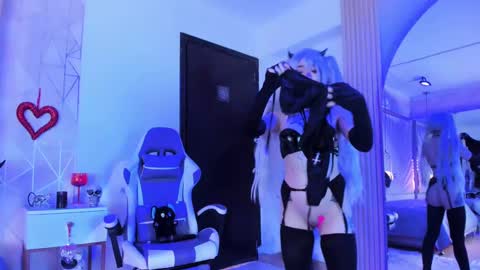    online show from 02-23-25, 05:07