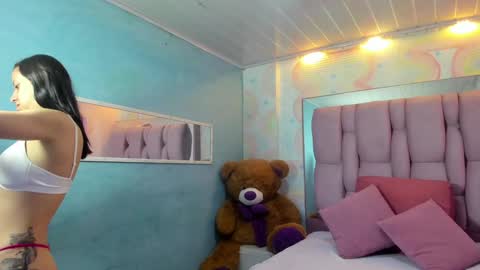 ZEPHYRA ANGELS online show from 01-05-25, 12:10