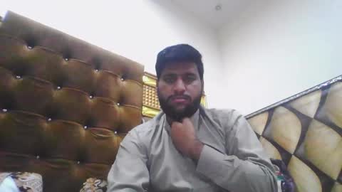 zes6363 online show from 11-08-25, 04:07