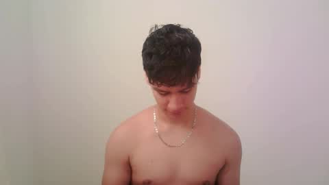 zeus_183 online show from 10-19-25, 02:50