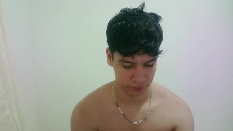 zeus_183 online show from 02-18-26, 05:58