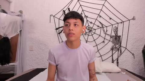 Snapshot of zeus_blaze chatting on 10-10-25, 01:04 zeus_blaze online show from 10-10-25, 01:04