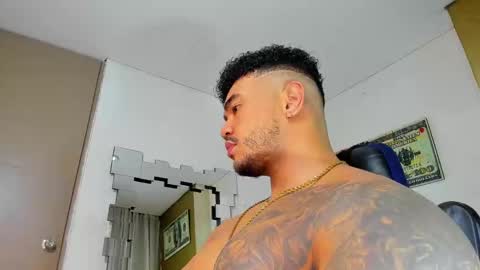 Snapshot of zeus_strong93 chatting on 01-25-25, 10:50 zeus strong online show from 01-25-25, 10:50