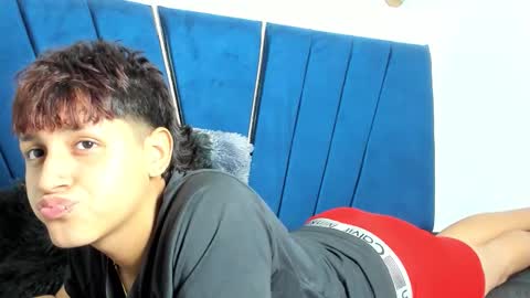 Snapshot of zeusapollofuck chatting on 09-26-25, 09:08 zeusapollofuck online show from 09-26-25, 09:08