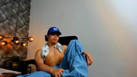 zeus online show from 12-06-24, 06:50