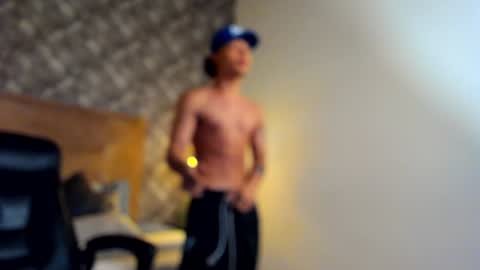 zeus online show from 01-03-25, 03:27