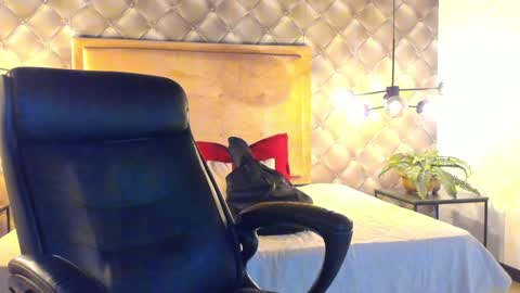 zeus online show from 01-22-25, 12:06