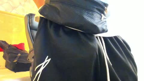 zeus online show from 01-23-25, 11:48