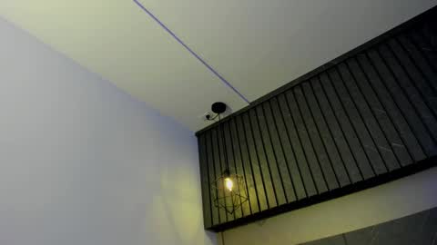 zeus online show from 02-18-25, 06:59