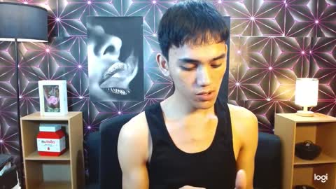 Snapshot of zevierbalte chatting on 02-26-25, 08:00 zavier skinny asian online show from 02-26-25, 08:00