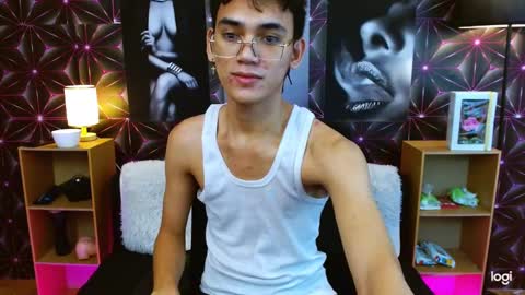 Snapshot of zevierbalte chatting on 03-09-25, 07:56 zavier skinny asian online show from 03-09-25, 07:56