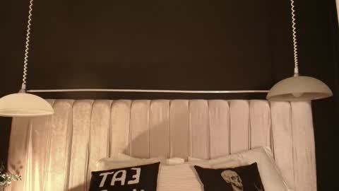 zhally_dee online show from 11-15-25, 07:43