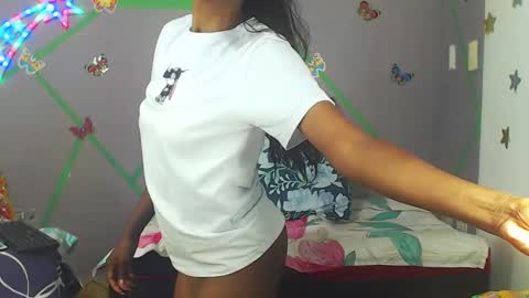 Snapshot of zharick_smithx chatting on 12-25-24, 10:39 zharick online show from 12-25-24, 10:39