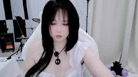 zhen online show from 04-13-26, 06:13