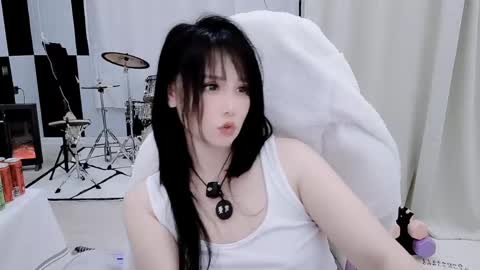 zhen online show from 04-16-26, 09:50