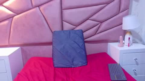 Snapshot of zhilakya chatting on 02-17-26, 06:36 Zhilakya online show from 02-17-26, 06:36