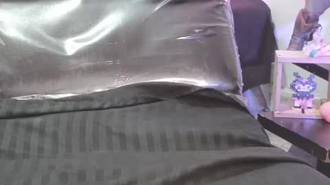 Snapshot of zhirleyada chatting on 02-08-25, 09:25 zhirleyada online show from 02-08-25, 09:25