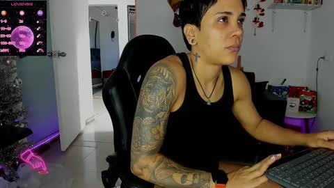 zhoestrong online show from 01-01-25, 05:00